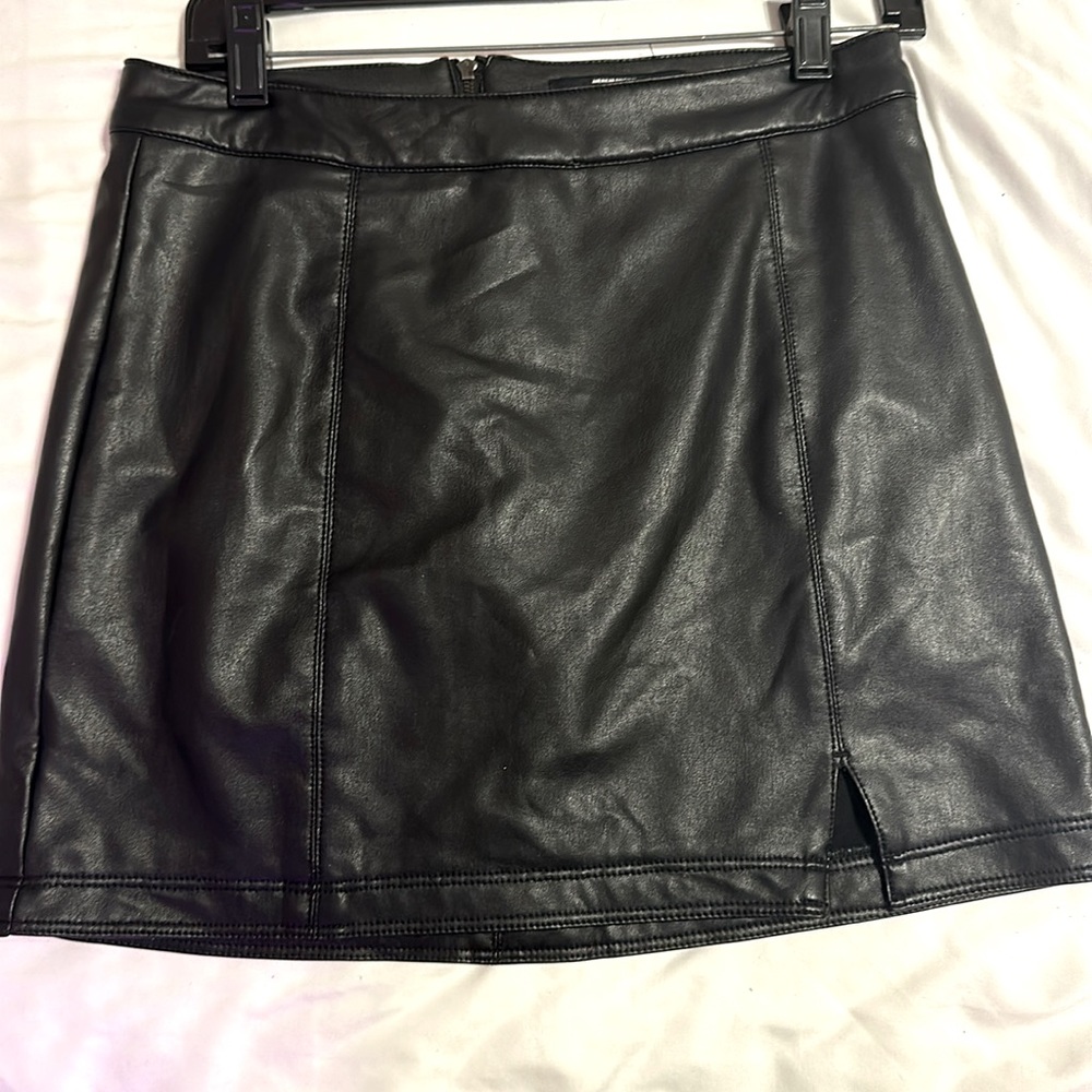 Black fake leather skirt
